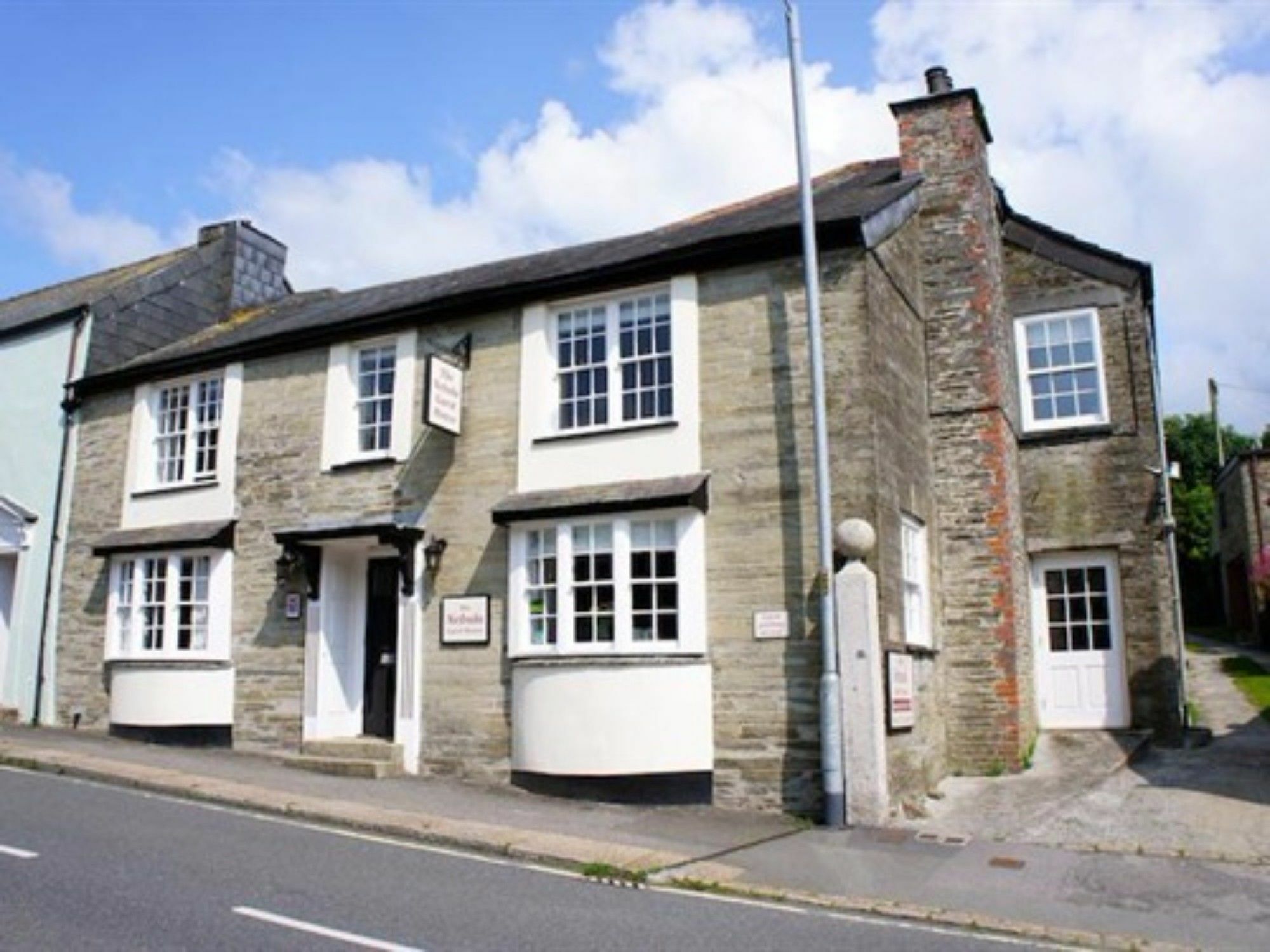 Nebula Guest House Liskeard Exterior photo